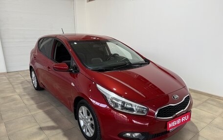 KIA cee'd III, 2015 год, 1 300 000 рублей, 2 фотография