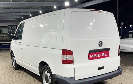Volkswagen Transporter T5 рестайлинг, 2010 год, 1 350 000 рублей, 3 фотография