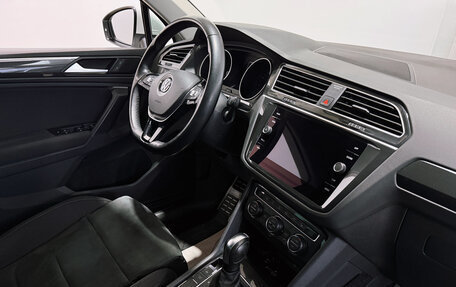 Volkswagen Tiguan II, 2019 год, 3 100 000 рублей, 10 фотография