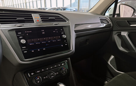 Volkswagen Tiguan II, 2019 год, 3 100 000 рублей, 13 фотография