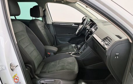 Volkswagen Tiguan II, 2019 год, 3 100 000 рублей, 30 фотография