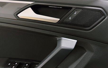 Volkswagen Tiguan II, 2019 год, 3 100 000 рублей, 37 фотография