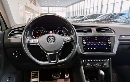 Volkswagen Tiguan II, 2019 год, 3 100 000 рублей, 38 фотография