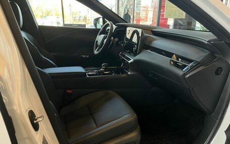 Lexus RX IV рестайлинг, 2025 год, 8 200 000 рублей, 12 фотография