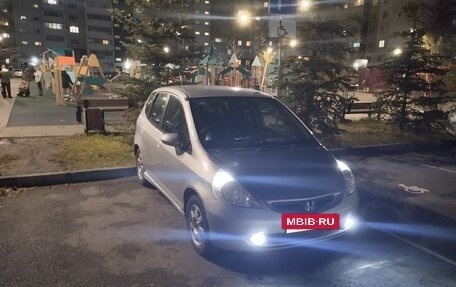 Honda Fit III, 2003 год, 320 000 рублей, 3 фотография