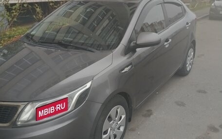 KIA Rio III рестайлинг, 2015 год, 800 000 рублей, 2 фотография