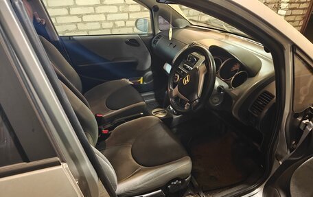 Honda Fit III, 2005 год, 380 000 рублей, 9 фотография