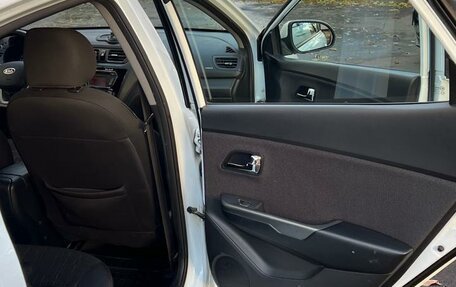 KIA Rio III рестайлинг, 2012 год, 740 000 рублей, 7 фотография