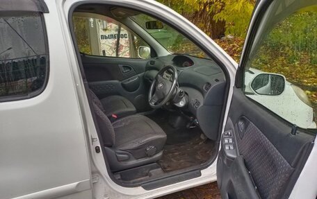 Toyota FunCargo, 2002 год, 230 000 рублей, 21 фотография