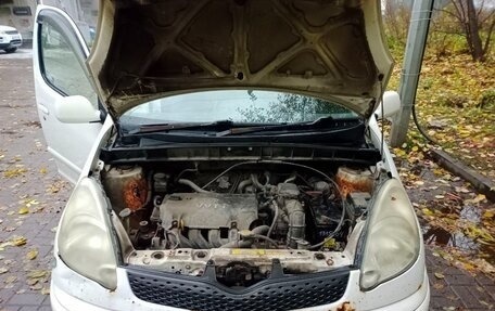 Toyota FunCargo, 2002 год, 230 000 рублей, 27 фотография