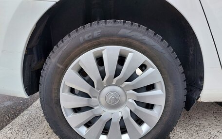 Skoda Rapid II, 2022 год, 1 780 000 рублей, 12 фотография