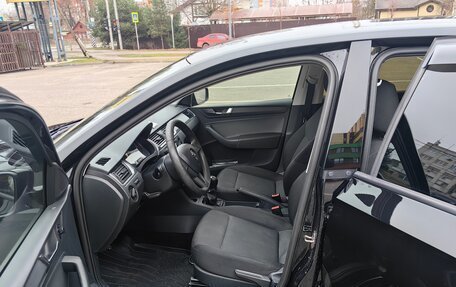 Skoda Rapid I, 2018 год, 1 200 000 рублей, 10 фотография