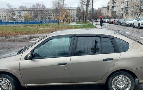 Renault Symbol, 2009 год, 300 000 рублей, 1 фотография