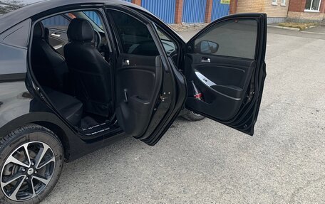 Hyundai Solaris II рестайлинг, 2014 год, 829 999 рублей, 2 фотография