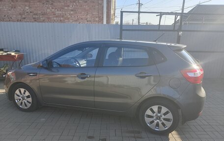 KIA Rio III рестайлинг, 2013 год, 950 000 рублей, 1 фотография