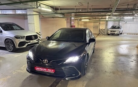 Toyota Camry, 2022 год, 3 800 000 рублей, 1 фотография