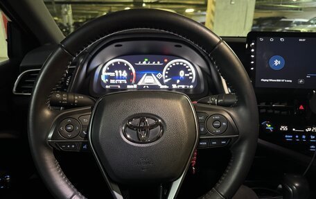 Toyota Camry, 2022 год, 3 800 000 рублей, 4 фотография