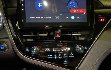 Toyota Camry, 2022 год, 3 800 000 рублей, 13 фотография