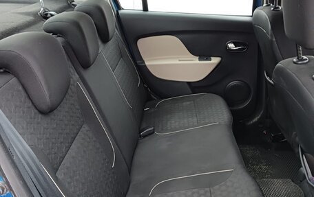 Renault Logan II, 2015 год, 1 300 000 рублей, 5 фотография