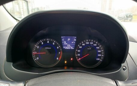 Hyundai Solaris II рестайлинг, 2013 год, 450 000 рублей, 16 фотография