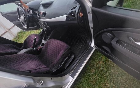 Renault Fluence I, 2011 год, 690 000 рублей, 17 фотография