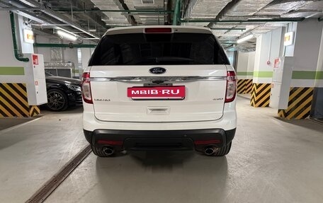 Ford Explorer VI, 2012 год, 1 900 000 рублей, 6 фотография