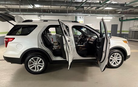 Ford Explorer VI, 2012 год, 1 900 000 рублей, 26 фотография