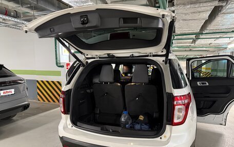 Ford Explorer VI, 2012 год, 1 900 000 рублей, 23 фотография