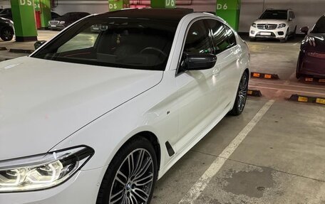 BMW 5 серия, 2019 год, 4 300 000 рублей, 3 фотография