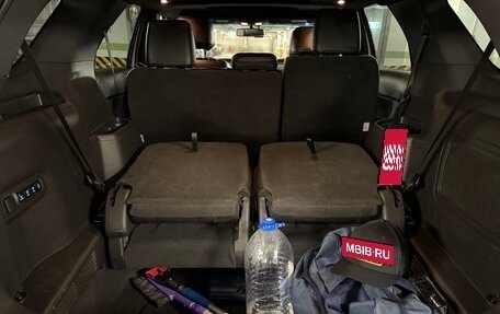 Ford Explorer VI, 2012 год, 1 900 000 рублей, 24 фотография