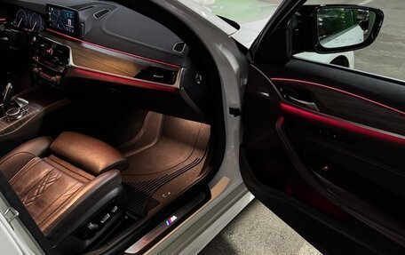 BMW 5 серия, 2019 год, 4 300 000 рублей, 11 фотография