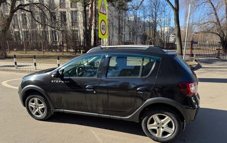 Renault Sandero II рестайлинг, 2015 год, 980 000 рублей, 5 фотография
