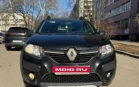 Renault Sandero II рестайлинг, 2015 год, 980 000 рублей, 2 фотография