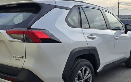 Toyota RAV4, 2025 год, 4 000 000 рублей, 11 фотография