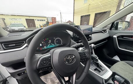 Toyota RAV4, 2025 год, 4 000 000 рублей, 6 фотография