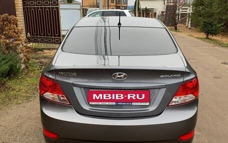 Hyundai Solaris II рестайлинг, 2011 год, 700 000 рублей, 6 фотография