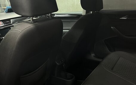 Skoda Rapid I, 2017 год, 1 220 000 рублей, 20 фотография