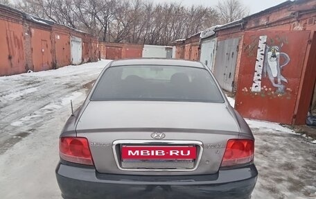 Hyundai Sonata IV рестайлинг, 2003 год, 280 000 рублей, 3 фотография
