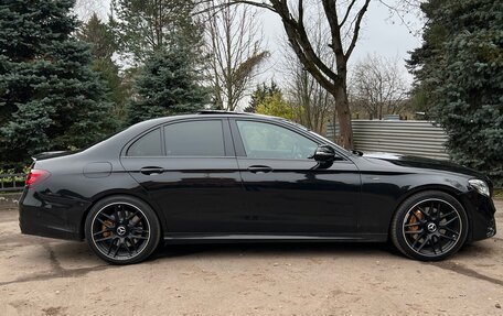 Mercedes-Benz E-Класс, 2017 год, 3 999 000 рублей, 3 фотография
