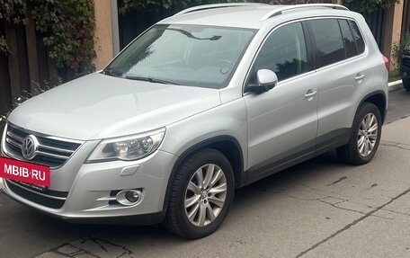 Volkswagen Tiguan I, 2010 год, 1 100 000 рублей, 2 фотография