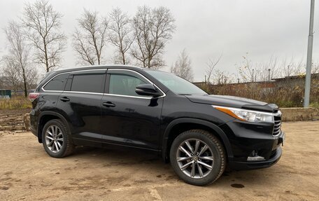 Toyota Highlander III, 2015 год, 2 700 000 рублей, 3 фотография