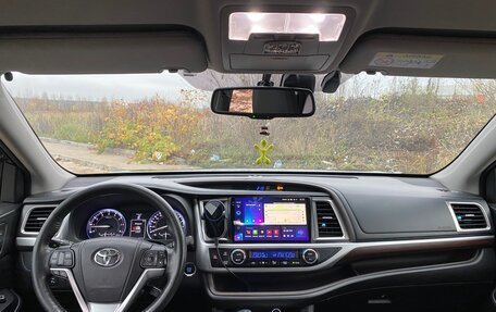 Toyota Highlander III, 2015 год, 2 700 000 рублей, 9 фотография