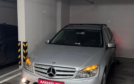 Mercedes-Benz C-Класс, 2009 год, 1 030 000 рублей, 1 фотография