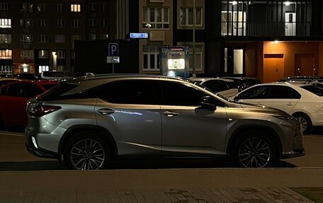 Lexus RX IV рестайлинг, 2017 год, 2 950 000 рублей, 3 фотография
