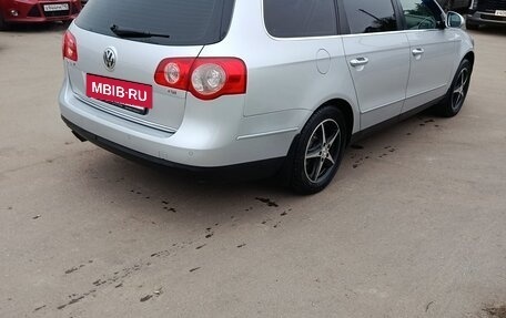 Volkswagen Passat B6, 2010 год, 925 000 рублей, 3 фотография