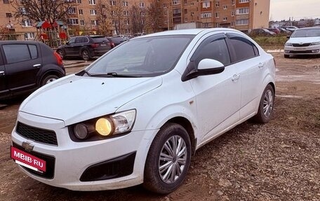Chevrolet Aveo III, 2013 год, 445 000 рублей, 3 фотография
