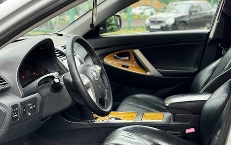 Toyota Camry, 2007 год, 900 000 рублей, 6 фотография