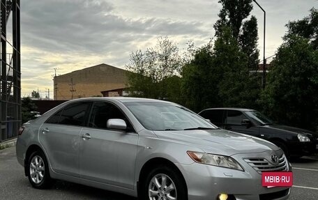 Toyota Camry, 2007 год, 900 000 рублей, 3 фотография