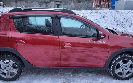 Renault Sandero II рестайлинг, 2020 год, 1 550 000 рублей, 4 фотография