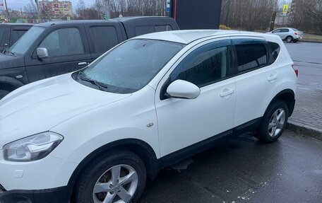 Nissan Qashqai, 2010 год, 900 000 рублей, 3 фотография